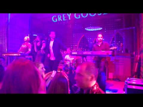 Adil i Nadica Ademov - Zivot bez tebe ne zivim (uzivo)