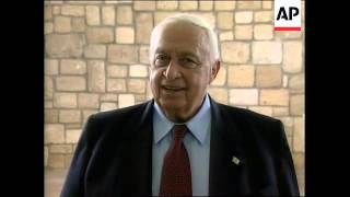 Likud Party votes on Sharon''s Gaza withdrawal plan