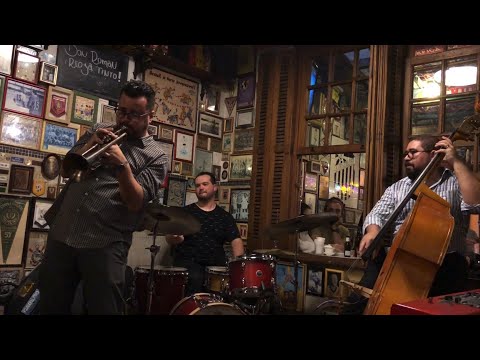 Now’s The Time (C. Parker) - Daniel D'Alcantara, Felipe Silveira, Thiago Alves and Paulinho Vicente