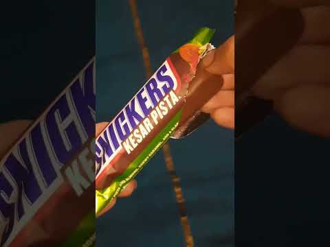 Snickers\\Kesar Pista\\Pistachio Almond Saffron Chocolate Bar\\Tasty\\Shorts