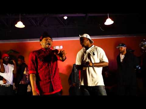 Tony Gwapo vs R Streetz