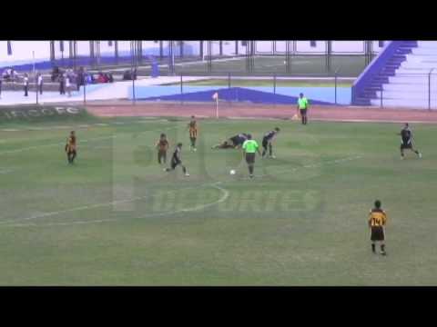 ALEJANDRO MANRIQUE JR  8 vs 1 JHON F  KENEDDY - SEGUNDA DIVISIÓN HUACHO 2014 PRIMERA FECHA