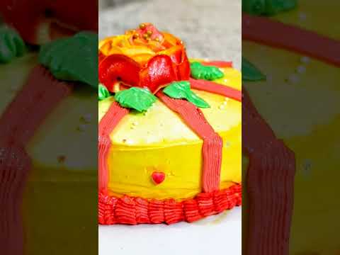 Birthday Cake#cake #cakedecorating #cakeideas #cake designs #cake designer #vanilacakedecoration #