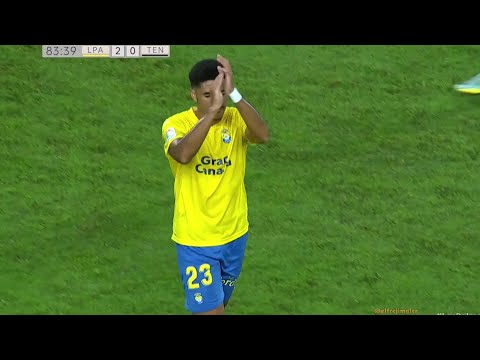 Saul Coco en el UD Las Palmas 3 CD Tenerife 1 | J17 2022