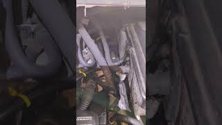 Download lagu Mercedes w639 2.2cdi Vito Viano AUX Auxiliary pump location mp3