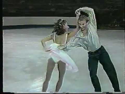 Maya Usova and Alexandr Zhulin - 1997 Legends Of Figure Skating Competition AP2