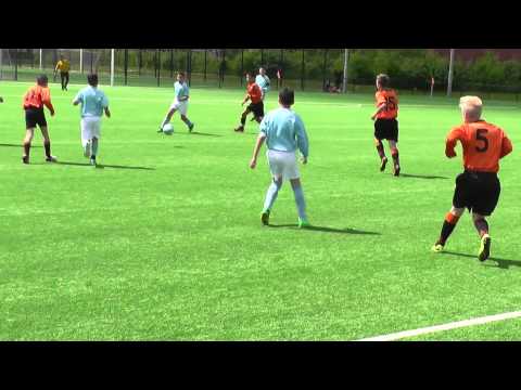 17 mei 2015 VV De Meern D3 - Hoograven D2 FPT 1-0 mooie aanval en redding keeper H'graven