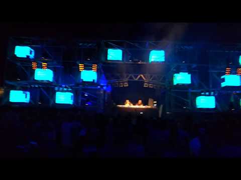 Alex M.O.R.P.H. Vs. Woody van Eyden @ Nature One 2018 - Classics Terminal