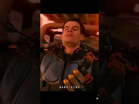 Deathstroke gets destroyed 😆 #viral #arrowverse #theflash #arrow #supergirl #badasss #deathstroke #w