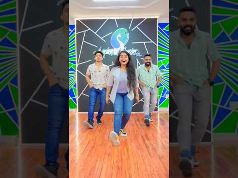 Etho priya raagam mooli njan #dance #viral #viralshorts #shorts #danceshorts #youtubeshorts