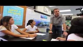 Philippe Cousteau visita la escuela Rockway Middle School