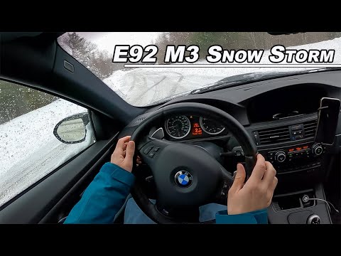 BMW E92 M3 vs SNOW - RWD Winter Drifting (POV Binaural Audio)