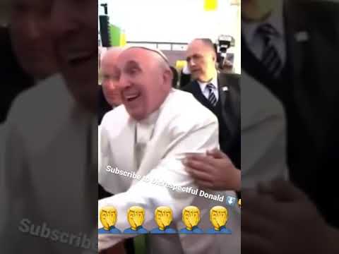 Pope Francis ‼️‼️ Do Not Touch The Pope 🤦‍♂️