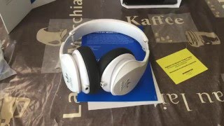 Video thumbnail for adidas Monster Originals OVER-EAR Kopfhörer by Christian Werner Rumpf