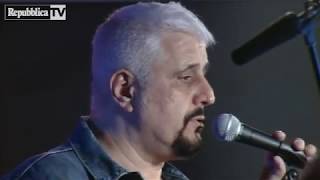 Pino Daniele  ''Je sò pazzo'' versione jazz   Repubblica Tv   la Repubblica it