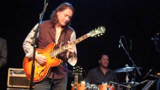 Robben Ford &quot;Fool&#39;s Paradise&#39;&quot; 3-14-13 FTC, Fairfield CT