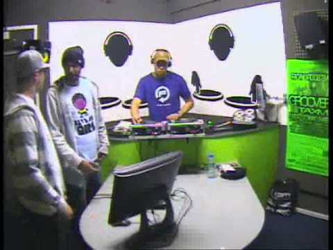 HEAVY ARTILLERY D.J ZEN INTERVIEW AND GUEST MIX DRUM AND BASS DNB TV 30-9-10.wmv