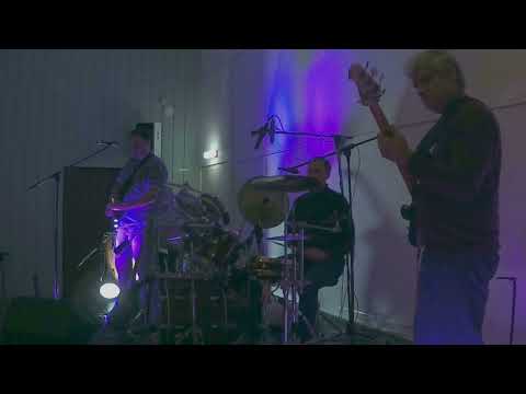 Dominik Wrana feat. StatesofMatter-Livemedley