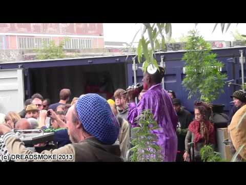 LEE ''SCRATCH'' PERRY ON KING SHILOH SYSTEM - sun is shining 5 @ lockdown  ndsm 1 sept 2013