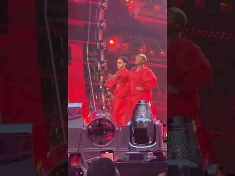 This take your daughter to work day is on another level. Beyonce and Blue Ivy run the world at the