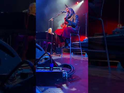 Typh Barrow & Gulaan - Aloha - live