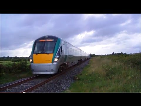 Irish Rail 22000 Class ICR Passes Maddockstown, Co. Kilkenny.