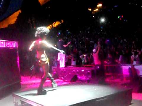 Suki Dancing @ Global Dance Festival (Day 2) 2011