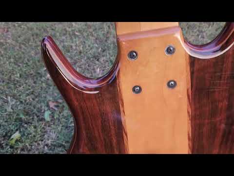 Ken Smith C.R. 6 string 1993 - Walnut image 9