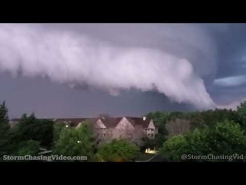 Stunning Twin Cities Shelf Cloud - 7/12/2022