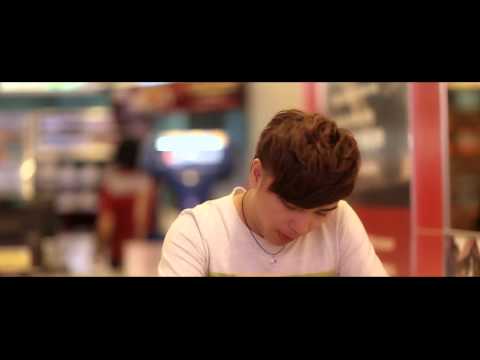 Thể hiện bởi Minh Vương
