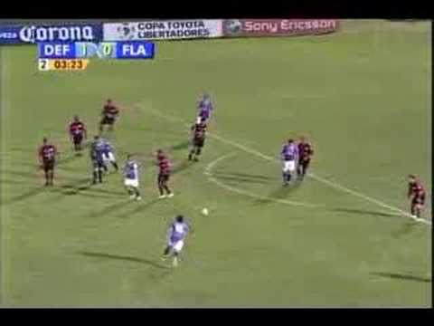 Urubu Depenado no Centenário !