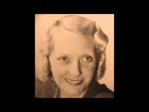 download lagu mp3 mp4 Aase Ziegler Sangen Til Kbenhavn, download mp3 Aase Ziegler Sangen Til Kbenhavn free downloadn, video klip Aase Ziegler Sangen Til Kbenhavn