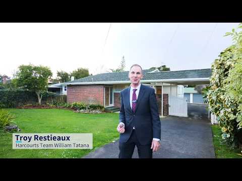 SOLD 57 Golf Road New Lynn, Owner Heads to Village, Act Now!