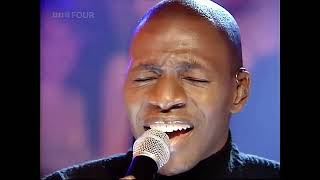 Download lagu Lighthouse Family - High (Acoustic Version - Live At TOTP 1998) (VIDEO) mp3