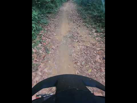 Pedalzinho ibateguara - Chegando a cachoeira