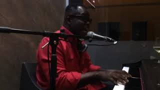 Dan Xikidi - I got the feeling (Black Eyed Peas)