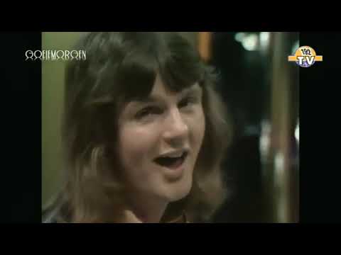 Albert West - Sealed With A Kiss   (1973)