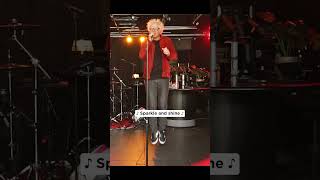 Econoline Crush - Sparkle and Shine (Sugar Beach Session) #econolinecrush