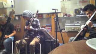 Live at Cafe ano (Chapman Stick and Warr Guitar)