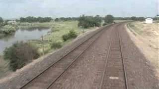 preview picture of video 'Empire Builder westbound-eastbound meet by Havre 2008-07-02'