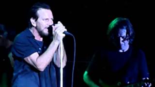 Pearl Jam: Chloe Dancer / Crown of Thorns - 7/19/13 - Wrigley Field - [Multicam/HQAudio] - Chicago
