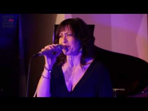 Veronica Mortensen - This Might Not Be Cool (live)