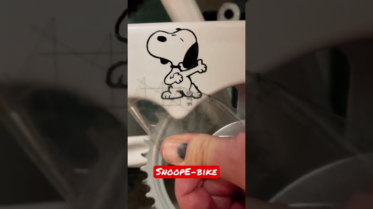 Snoopy or SnoopE-bike #peanuts #snoopy #charliebrown #ebike #nishiki #custom #bike #cruiser #bmx