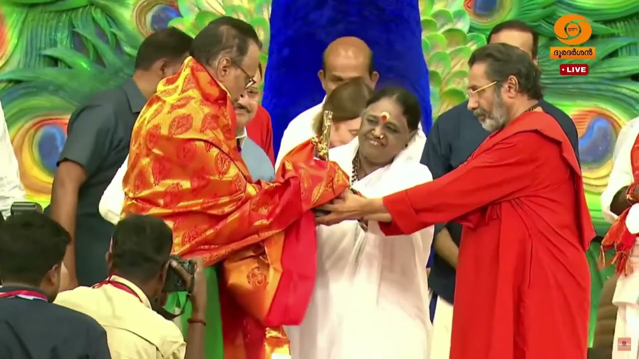 അമൃത കീർത്തി പുരസ്കാരം പിആ നാഥന് കേന്ദ്രമന്ത്രി  ജെ?