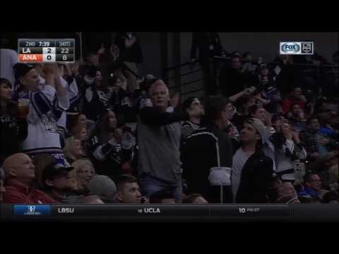 Jeff Carter Scores on John Gibson | Kings Lead Ducks 2-0