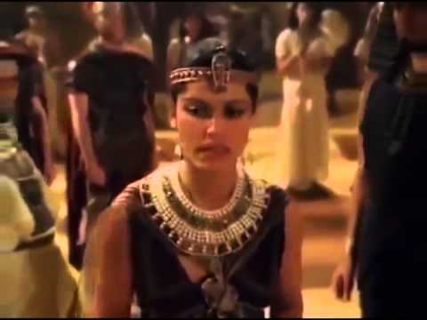 All for love" about Cleopatra (69-30 BC) - Petra Berger