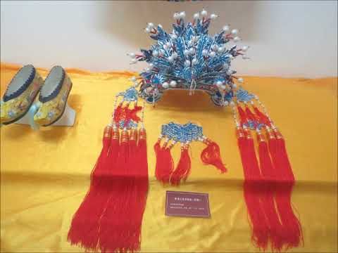 2019 02 10   2014 07 04 Pekin   w oczach Romana Sklep z wyrobami jedwabnymi po 11 00 cz 1