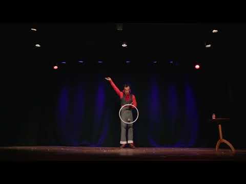 Sinergia Gran Gala - Barcelona 2016 - Kiki Vita MC and Juggling Act