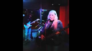 Jonathan &amp; Celinda Pink &amp; The Treble Makers- Sweet Home Chicago