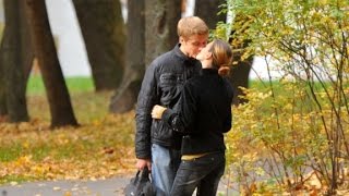Women post Craigslist ad for 'fall boyfriends'